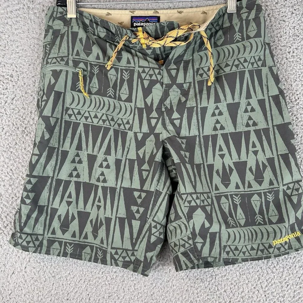 Patagonia Men’s Green & Black Geometric Swim Trunks